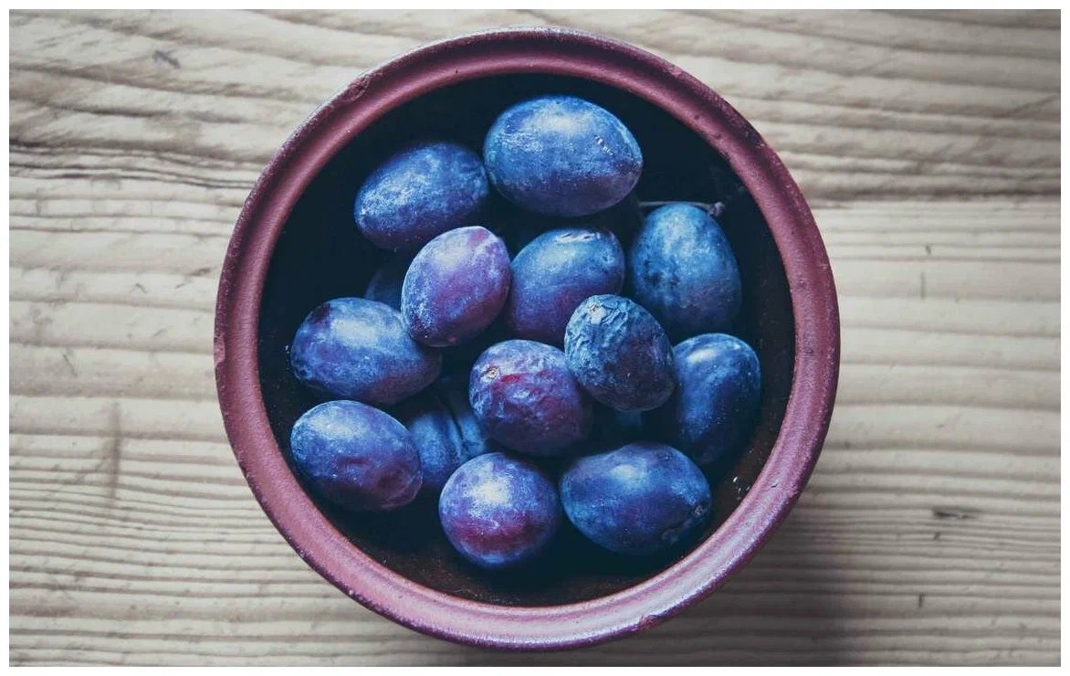  Plums export to Canada 